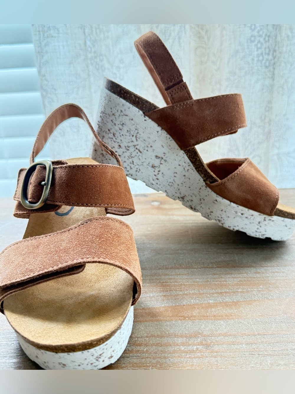 OTBT Cameo Brown Suede Platform Sandals Boho Buckle Flatform, size 9